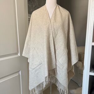 NWT Banana Republic Soft Cream Wrap Poncho Fringe Shawl